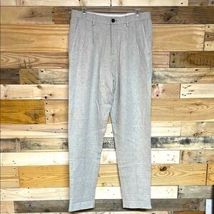 Banana Republic Relaxed Tapered Fit size 29 Regular Cream Chevron Dress Pants